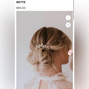 Untamed Petals Bette pearl hair pin